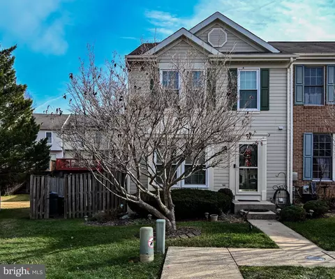 21 Cedarcone Ct, Nottingham, MD 21236 photo 2