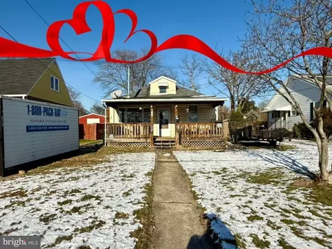344 Savannah Rd, Essex, MD 21221