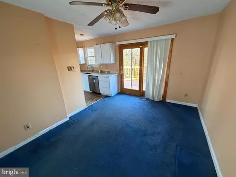 16 W End Ct, Halethorpe, MD 21227 photo 6
