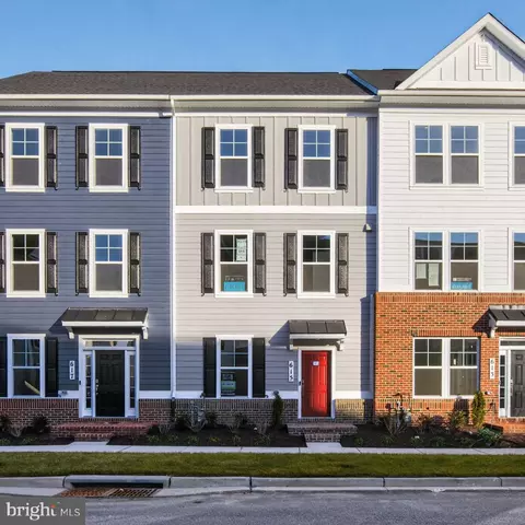 615 Barnehurst St, Middle River, MD 21220