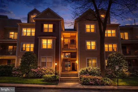 2322 Falls Gable Ln #B, Baltimore, MD 21209