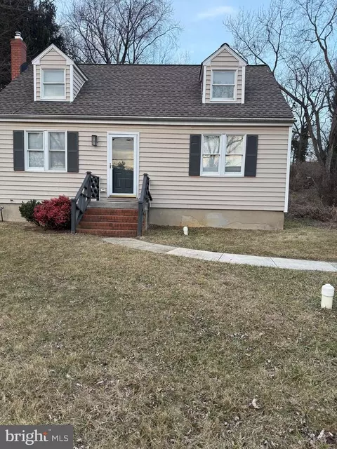 212 Lincoln Ave, Lutherville Timonium, MD 21093