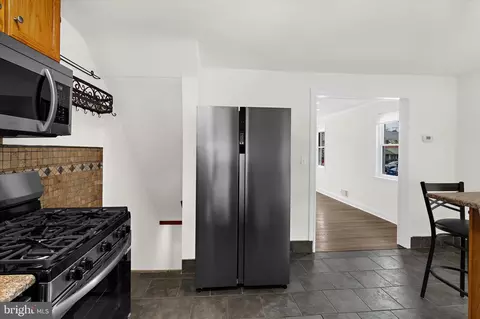 Entry Way - 8159 Kavanagh Rd, Dundalk, MD 21222 photo 1 of 1