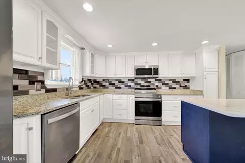 Kitchen - 6 Storeys Ct, Nottingham, MD 21236 photo 1 of 3