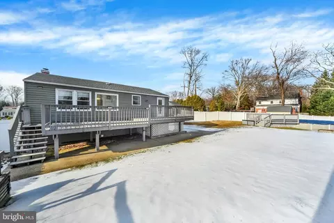 Exterior - 6 Storeys Ct, Nottingham, MD 21236 photo 3 of 4