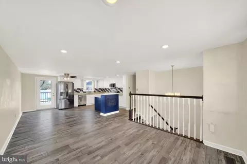 Living - 6 Storeys Ct, Nottingham, MD 21236 photo 2 of 3