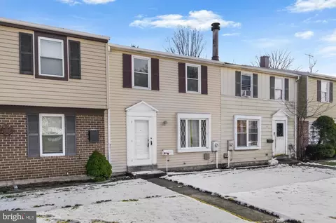 9155 Throgmorton Rd, Parkville, MD 21234