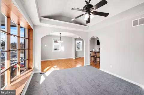 Living - 4222 Klosterman Ave, Nottingham, MD 21236 photo 4 of 9