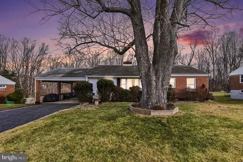 4006 Kahlston Rd, Nottingham, MD 21236