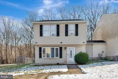6677 Spring Ml, Baltimore, MD 21207