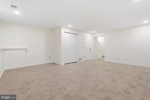 Living - 629 Nollmeyer Rd, Middle River, MD 21220 photo 4 of 4