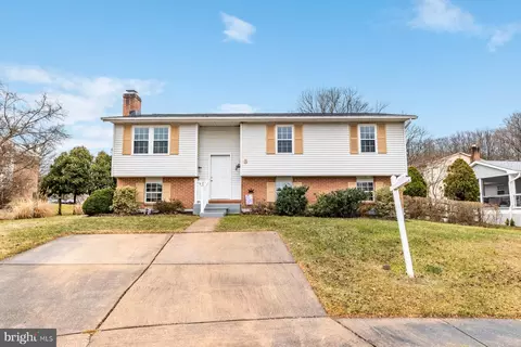 3 Drawde Ct, Catonsville, MD 21228