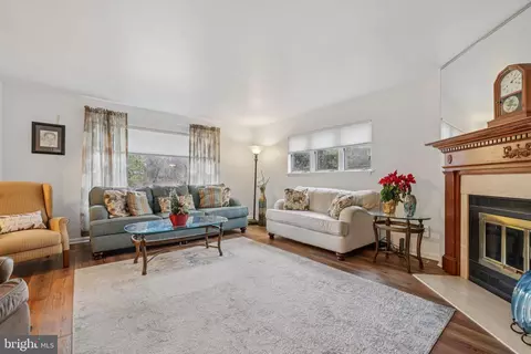6208 Ebenezer Rd, Middle River, MD 21220 photo 2