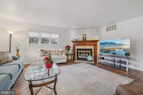 6208 Ebenezer Rd, Middle River, MD 21220 photo 5