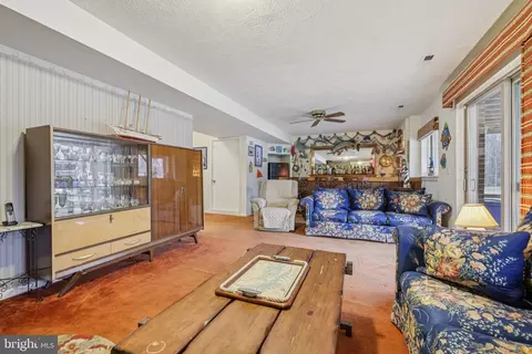 6208 Ebenezer Rd, Middle River, MD 21220 photo 14