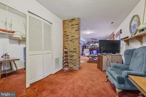 6208 Ebenezer Rd, Middle River, MD 21220 photo 17
