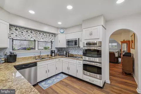 6208 Ebenezer Rd, Middle River, MD 21220 photo 9