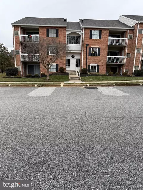 4 Ballycruy #301, Lutherville Timonium, MD 21093