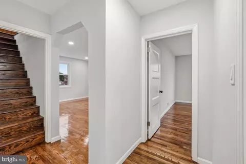Entry Way - 30 3rd Ave, Halethorpe, MD 21227 photo 5 of 9