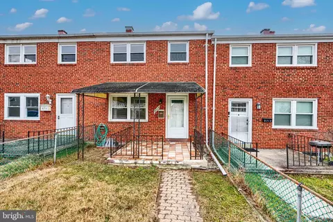 9715 Bird River Rd, Middle River, MD 21220