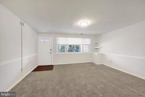 Living - 4436 Annapolis Rd, Halethorpe, MD 21227 photo 3 of 9