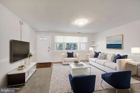Living - 4436 Annapolis Rd, Halethorpe, MD 21227 photo 1 of 9