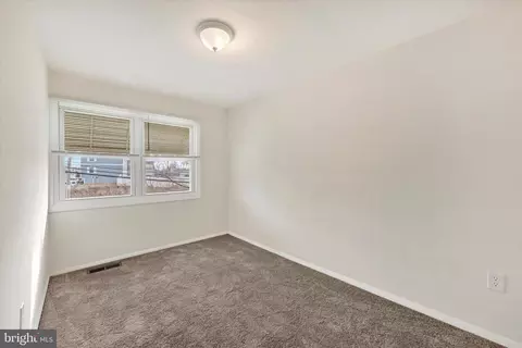 Bedroom - 4436 Annapolis Rd, Halethorpe, MD 21227 photo 2 of 2