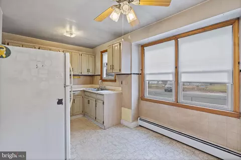 Kitchen - 31 Right Wing Dr, Middle River, MD 21220 photo 1 of 3