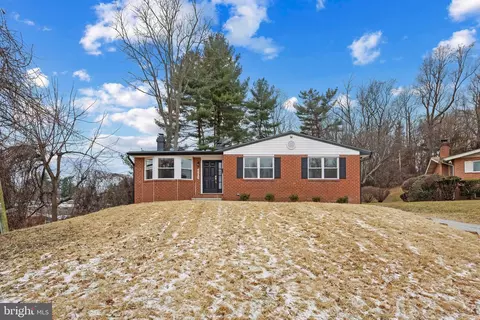 8203 Andes Ct, Pikesville, MD 21208