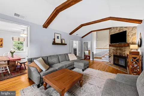 Living - 6745 Glenkirk Rd, Baltimore, MD 21239 photo 1 of 1