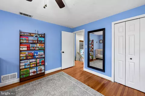Bedroom - 6745 Glenkirk Rd, Baltimore, MD 21239 photo 4 of 5