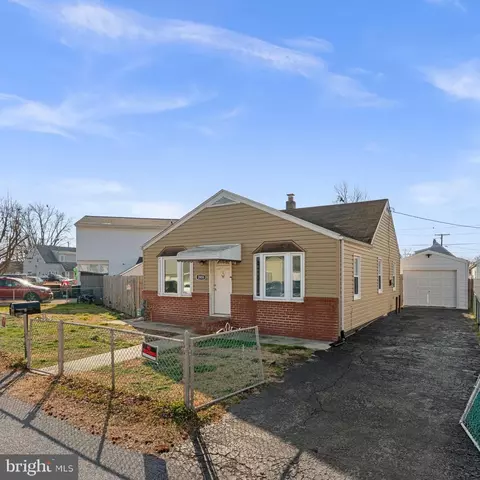 2408 Woodridge Rd, Sparrows Point, MD 21219