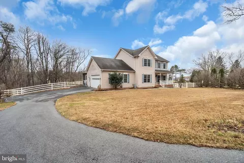 18631 Brick Store Rd, Hampstead, MD 21074