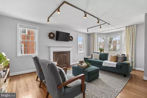 Living - 331 Whitfield Rd, Catonsville, MD 21228 photo 2 of 2