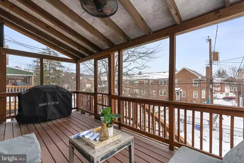 Exterior - 331 Whitfield Rd, Catonsville, MD 21228 photo 7 of 10