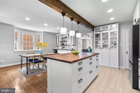 Kitchen - 331 Whitfield Rd, Catonsville, MD 21228 photo 3 of 4