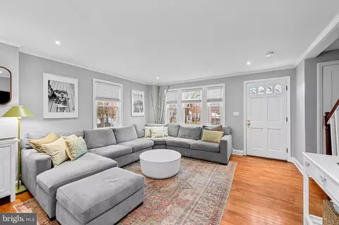 301 Overbrook Rd, Baltimore, MD 21212 photo 3