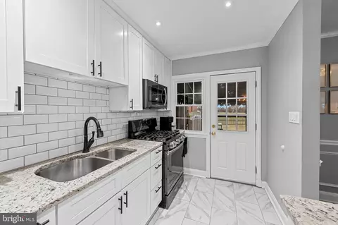 301 Overbrook Rd, Baltimore, MD 21212 photo 13