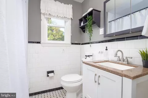 4411 Ebenezer Rd, Nottingham, MD 21236 photo 21