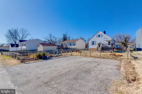Exterior - 2513 Wagner Ave, Sparrows Point, MD 21219 photo 8 of 8