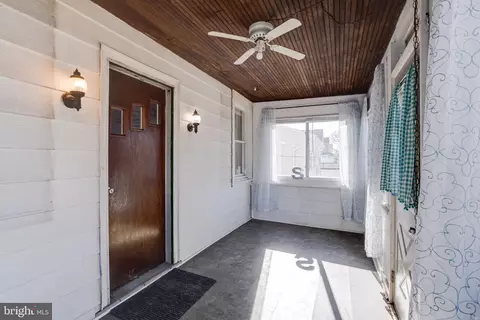 Exterior - 2513 Wagner Ave, Sparrows Point, MD 21219 photo 2 of 8