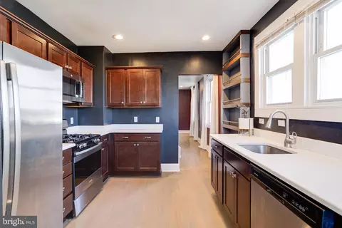 Kitchen - 2513 Wagner Ave, Sparrows Point, MD 21219 photo 4 of 5