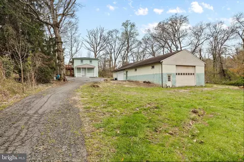 5662 Gunpowder Rd, White Marsh, MD 21162