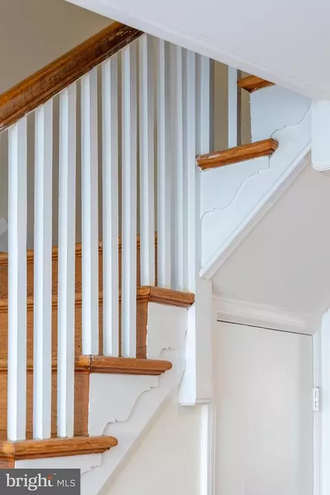 Entry Way - 223 Regester Ave, Baltimore, MD 21212 photo 2 of 2