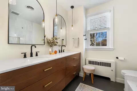 Bath - 223 Regester Ave, Baltimore, MD 21212 photo 1 of 6