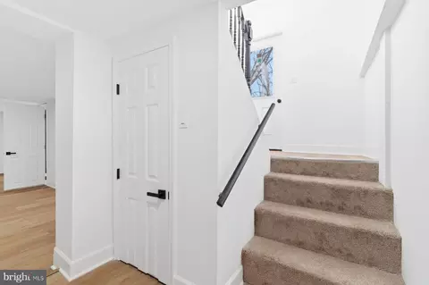 Entry Way - 413 1st Ave, Halethorpe, MD 21227 photo 6 of 6