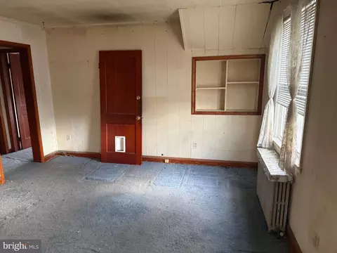 Living - 7435 Kenlea Ave, Nottingham, MD 21236 photo 3 of 3