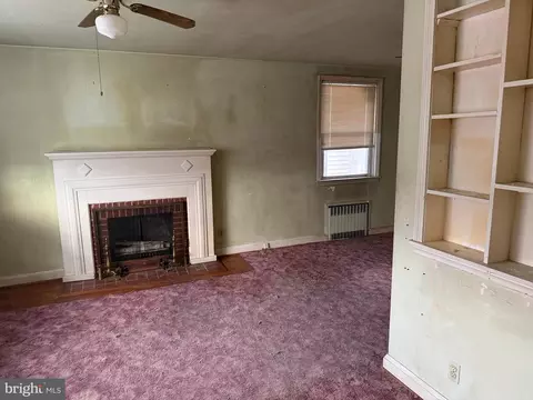 Living - 7435 Kenlea Ave, Nottingham, MD 21236 photo 1 of 3