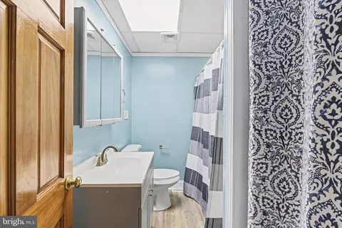 Bath - 2115 Smith Ave, Lansdowne, MD 21227 photo 1 of 2