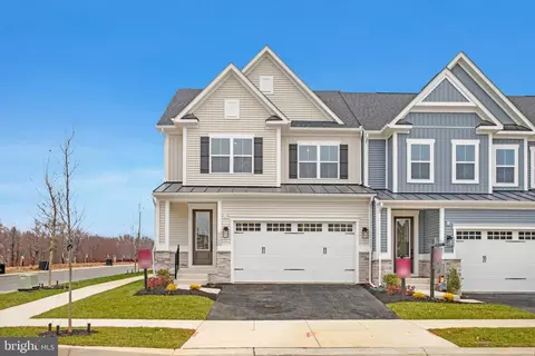 9560 Harvest Ln, Perry Hall, MD 21128
